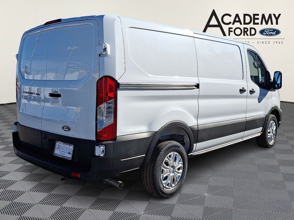 New 2026 Ford Transit 250 - photo 5