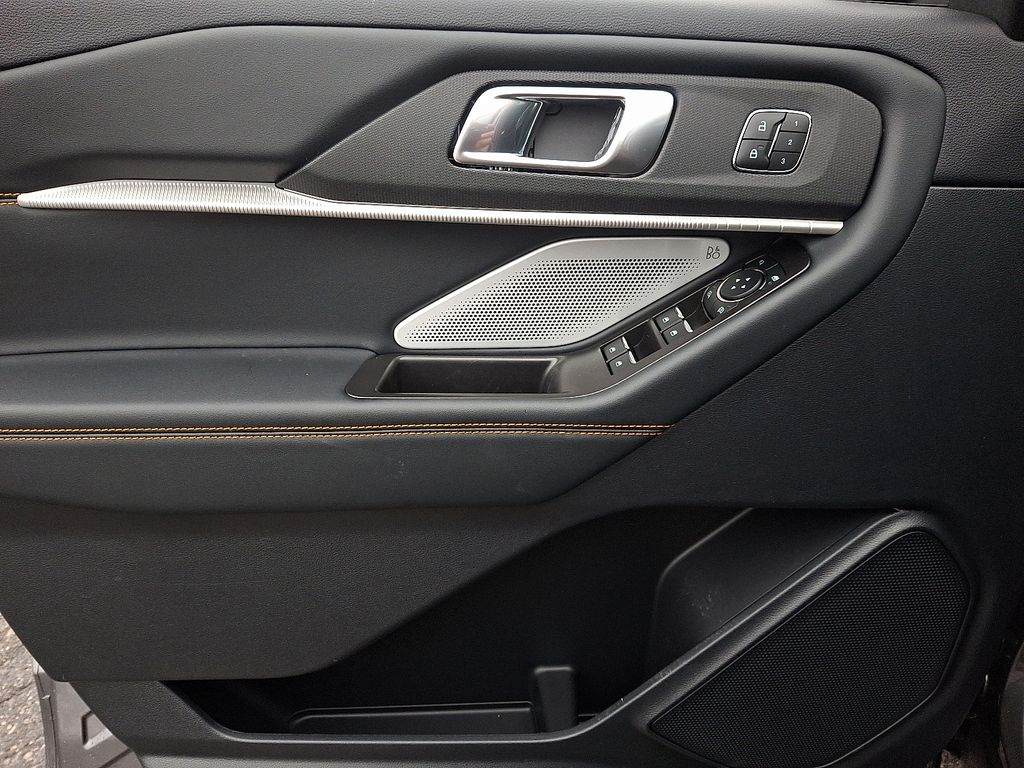 New 2026 Ford Explorer - photo 12
