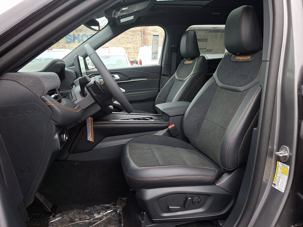 New 2026 Ford Explorer - photo 13