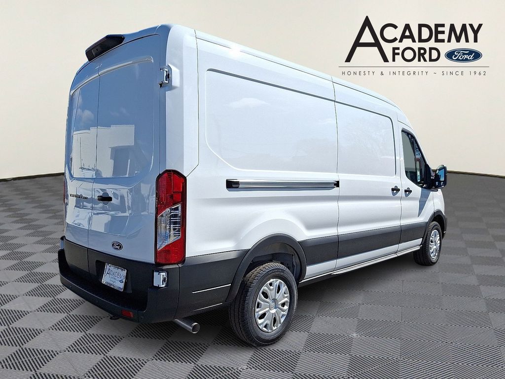 New 2026 Ford Transit 250 - photo 6