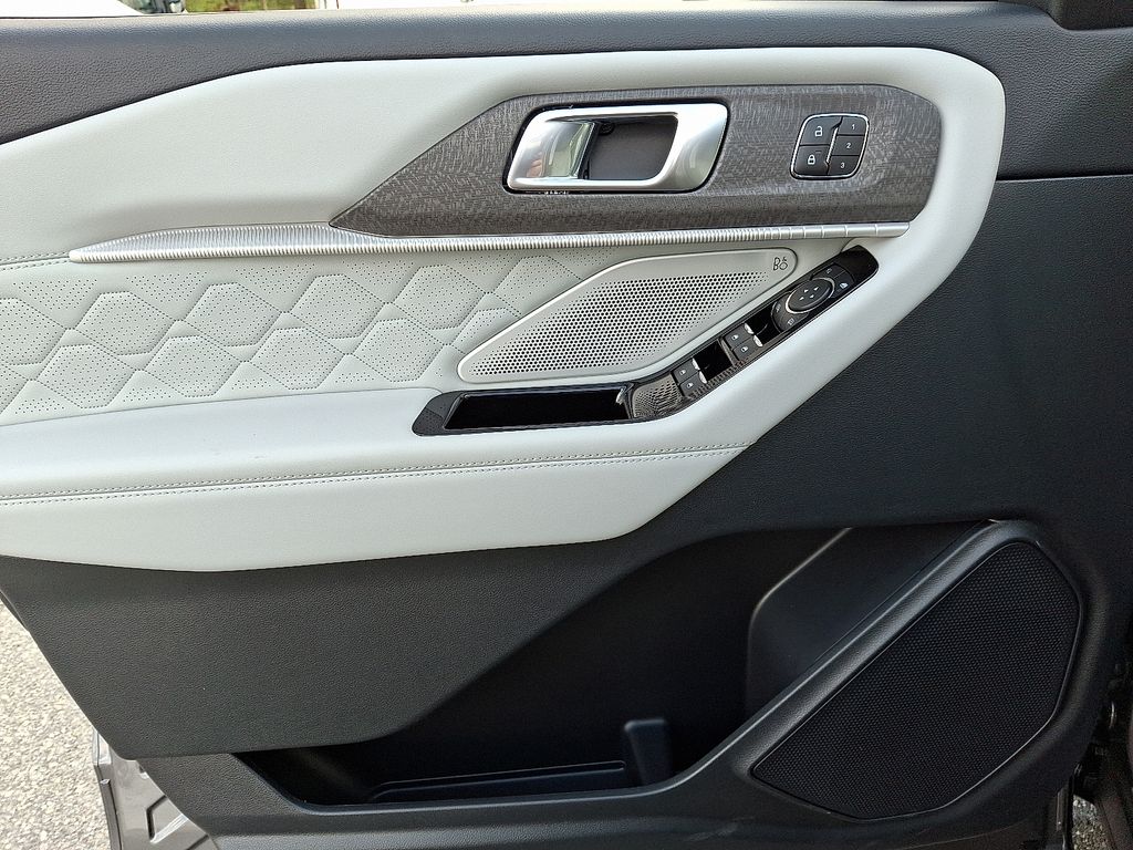 New 2026 Ford Explorer - photo 12