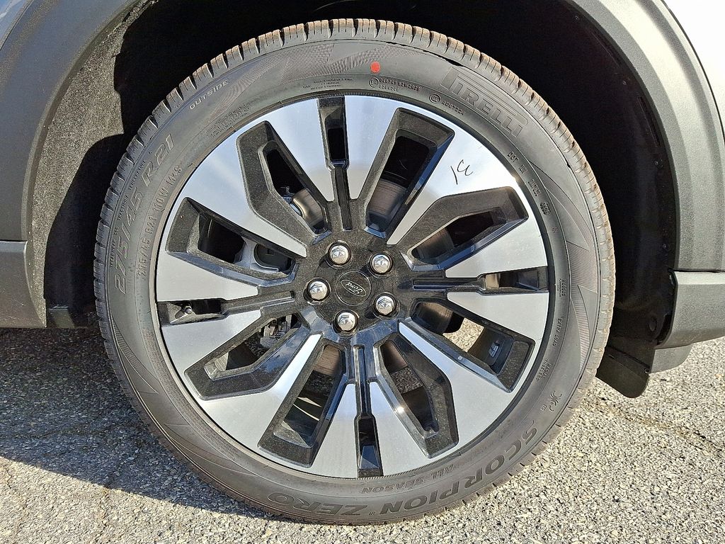 New 2026 Ford Explorer - photo 7