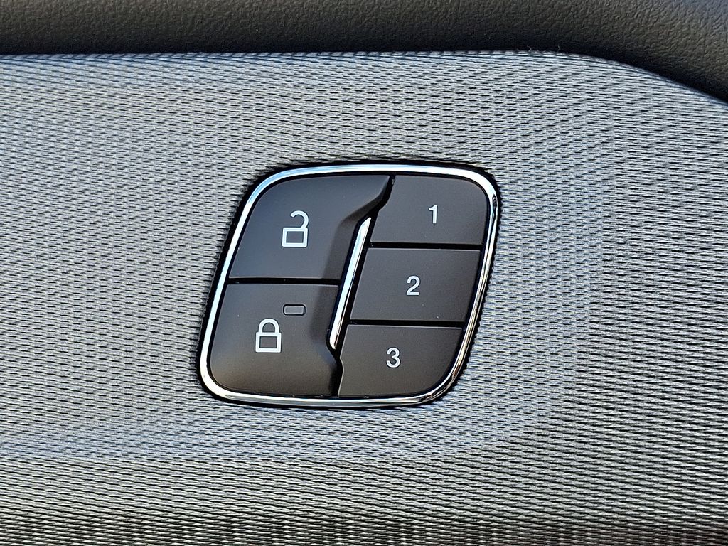 New 2026 Ford Explorer - photo 23