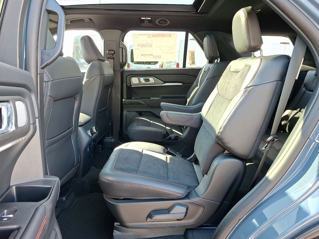 New 2026 Ford Explorer - photo 9