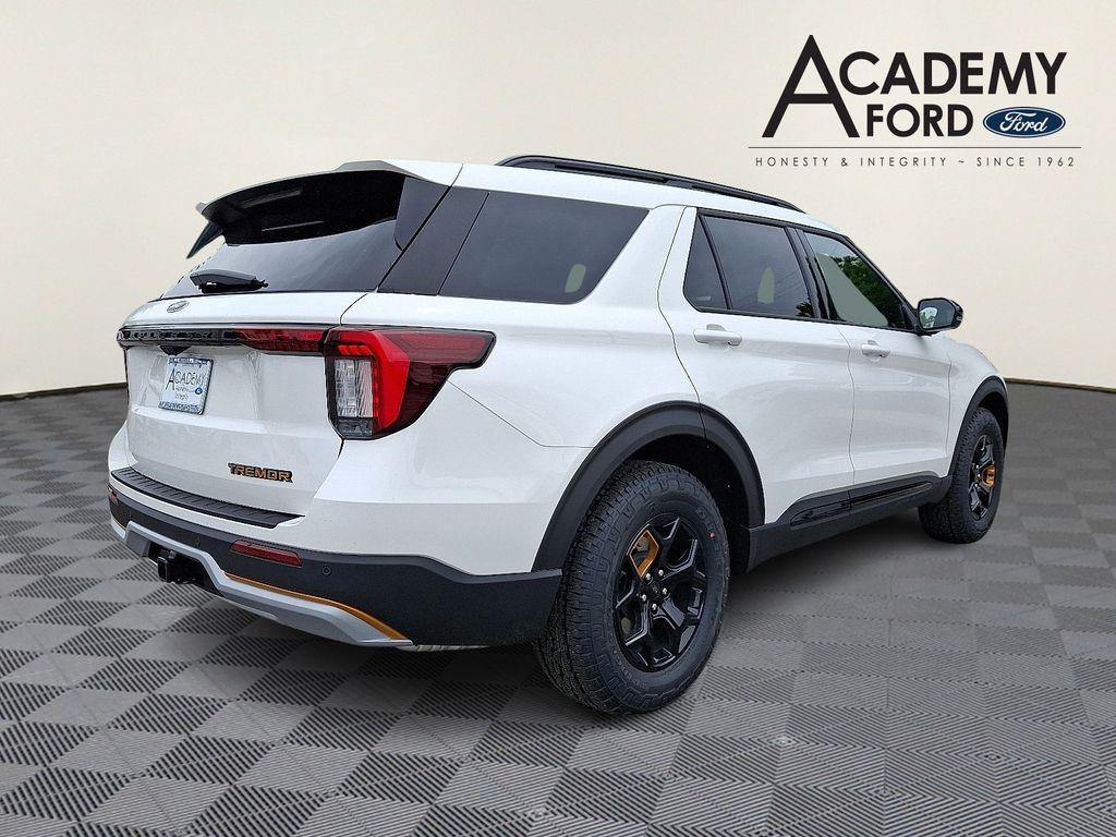 New 2026 Ford Explorer - photo 2