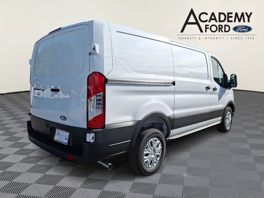 New 2026 Ford Transit 250 - photo 6