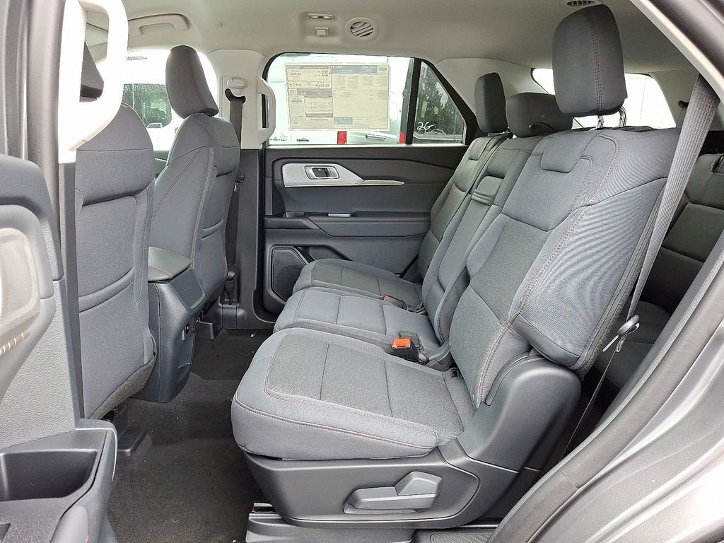 New 2026 Ford Explorer - photo 9
