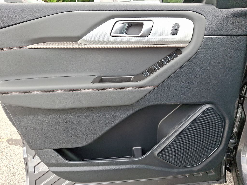 New 2026 Ford Explorer - photo 11
