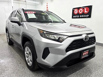 Used 2019 Toyota RAV4 LE for sale #16296 - photo 1