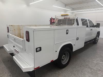 Used 2018 Chevrolet Silverado 3500 Crew Cab Service Truck for sale #16710 - photo 2