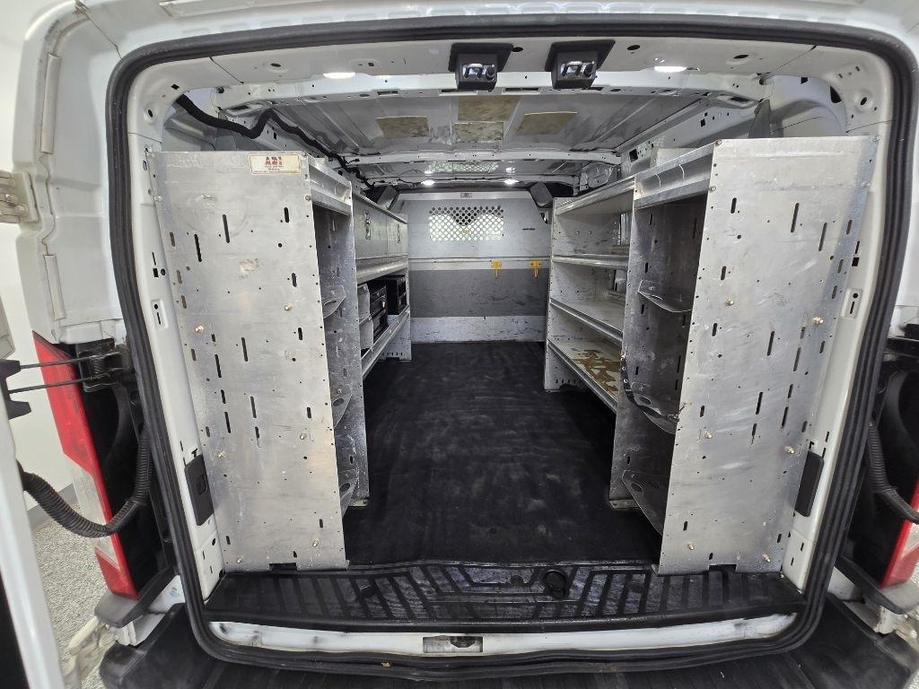 Used 2018 Ford Transit 150 - photo 2