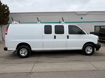 Used 2019 Chevrolet Express 3500 - photo 1