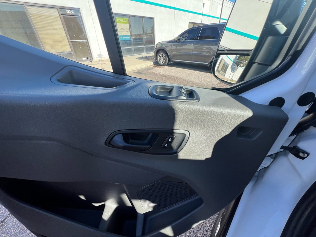 Used 2021 Ford Transit 250 - photo 32
