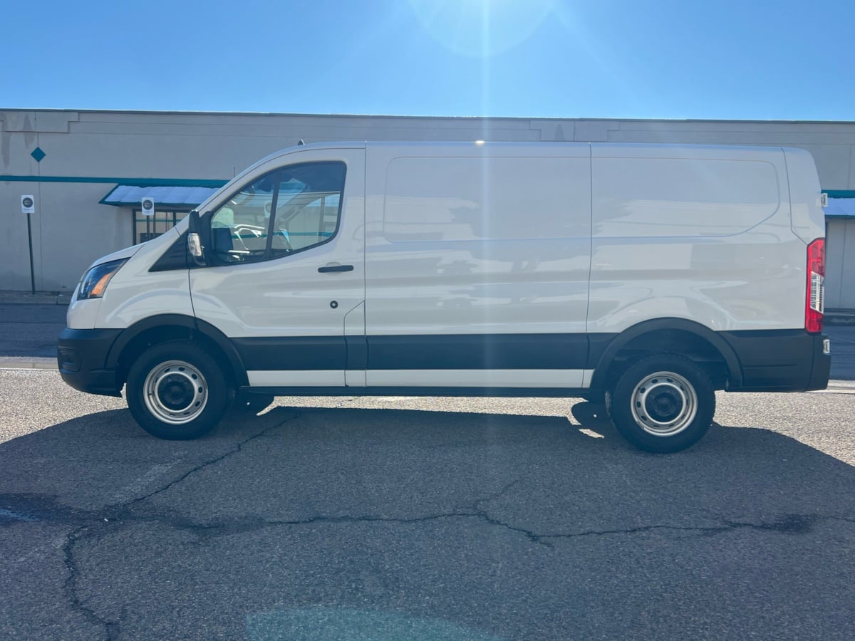 Used 2021 Ford Transit 250 - photo 8