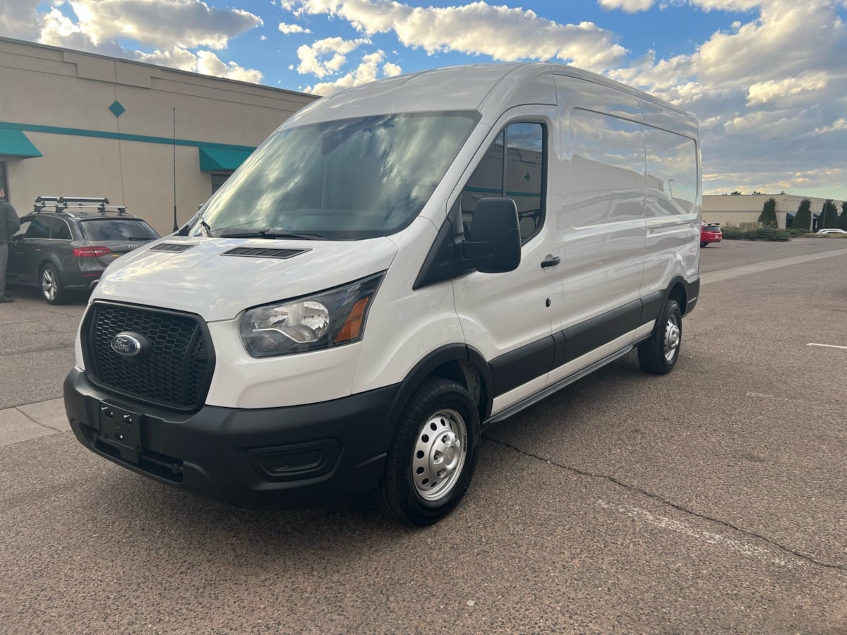 Used 2023 Ford Transit 250 - photo 9