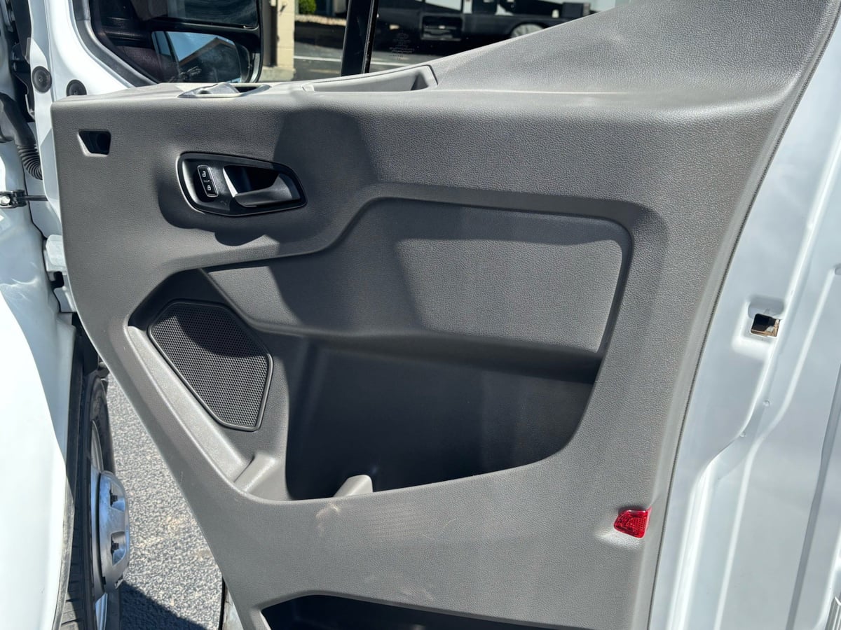 Used 2023 Ford Transit 250 - photo 11