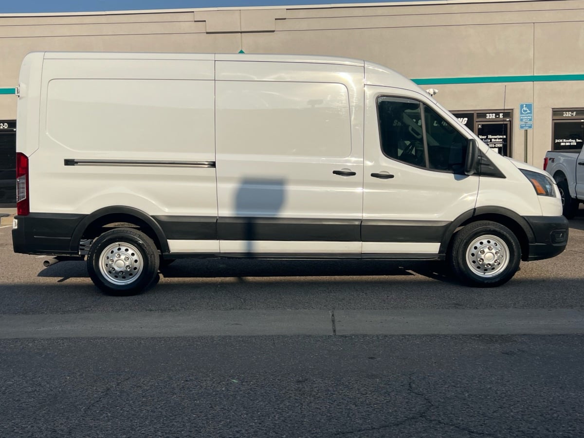 Used 2023 Ford Transit 250 - photo 5