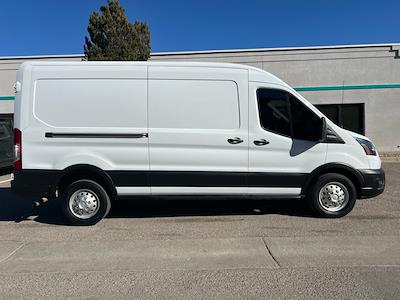 Used 2023 Ford Transit 250 - photo 1