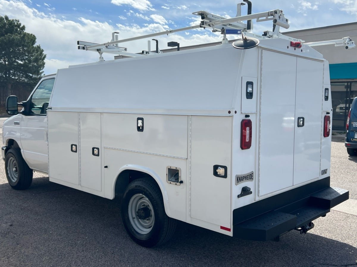 Used 2019 Ford E-350 - photo 7