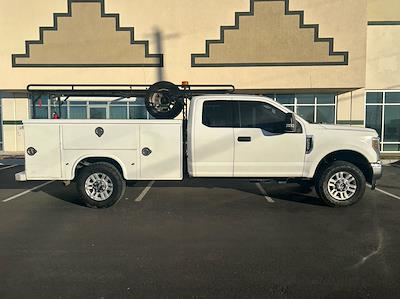 Used 2018 Ford F-350 Super Cab 60 CA Cab Chassis for sale #RSC62418A - photo 2