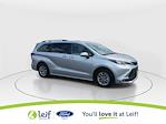 Used 2025 Toyota Sienna XLE Minivan for sale #40411R - photo 3