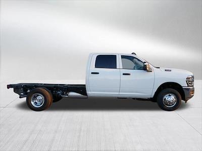 New 2026 Ram 3500 Crew Cab Flatbed Truck for sale #73921 - photo 2