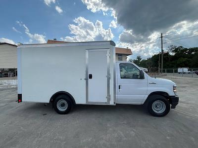 Used 2002 Ford E-350 Box Truck for sale #9975 - photo 1