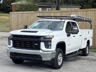 Used 2023 Chevrolet Silverado 2500 Work Truck Crew Cab Cab Chassis for sale #M193035M - photo 1