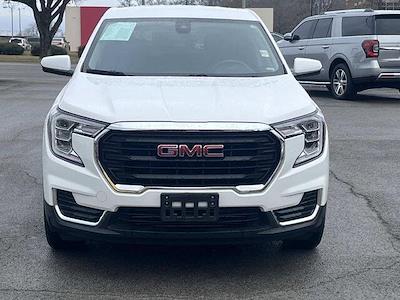 Used 2024 GMC Terrain - photo 1