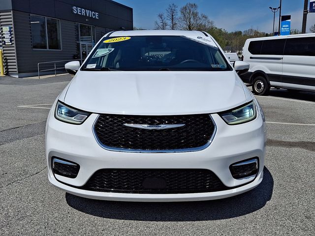 Used 2023 Chrysler Pacifica - photo 5