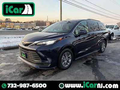 Used 2023 Toyota Sienna LE Minivan for sale #143435 - photo 1
