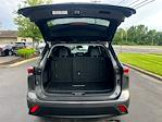 Used 2022 Toyota Highlander XLE for sale #543607 - photo 33
