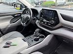 Used 2021 Toyota Highlander XLE for sale #557358 - photo 47