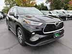 Used 2021 Toyota Highlander XLE for sale #557358 - photo 5