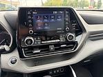 Used 2021 Toyota Highlander XLE for sale #557358 - photo 18