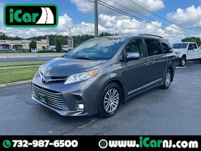 Used 2018 Toyota Sienna XLE Minivan for sale #940256 - photo 1