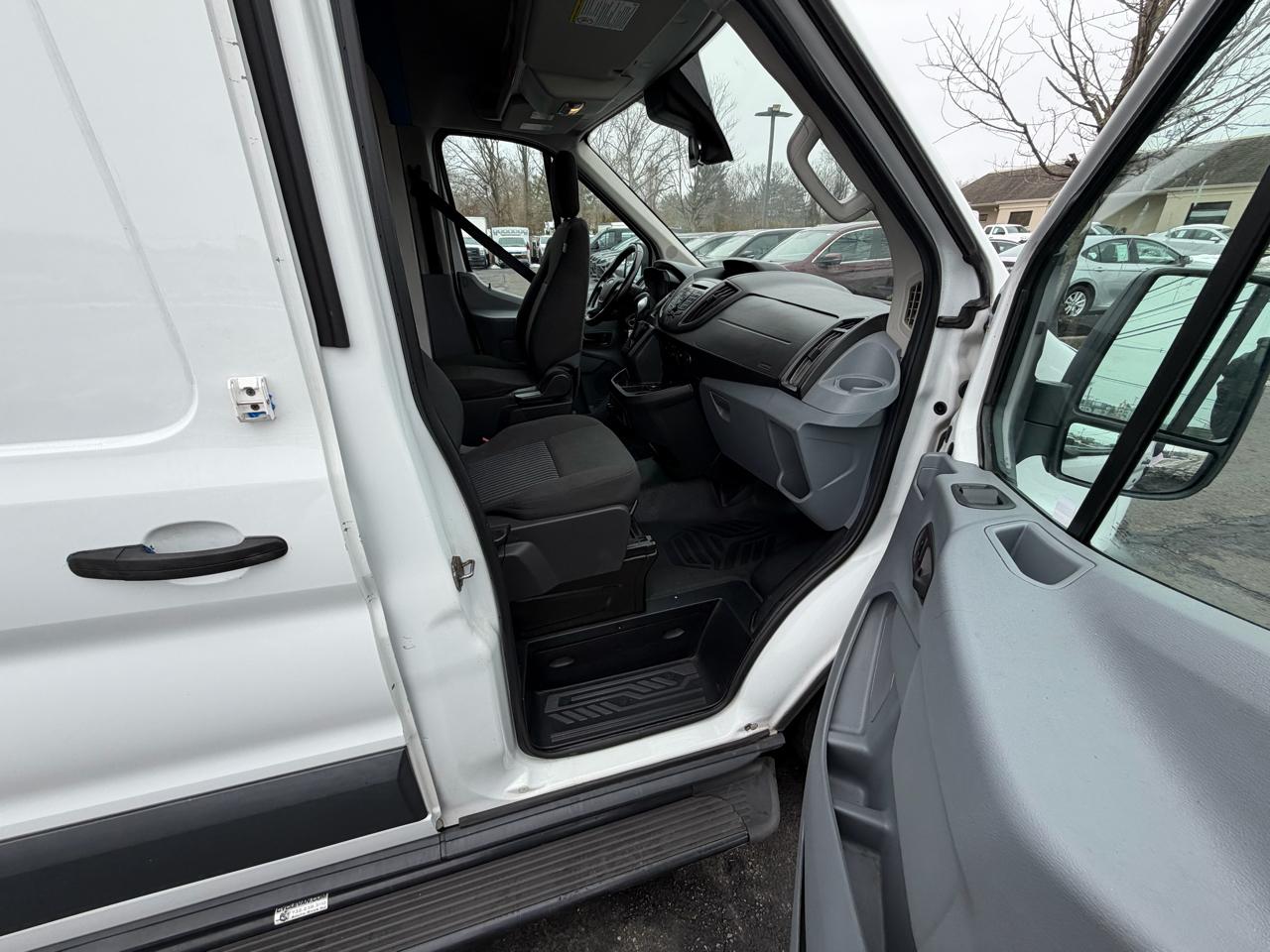 Used 2017 Ford Transit 250 - photo 29