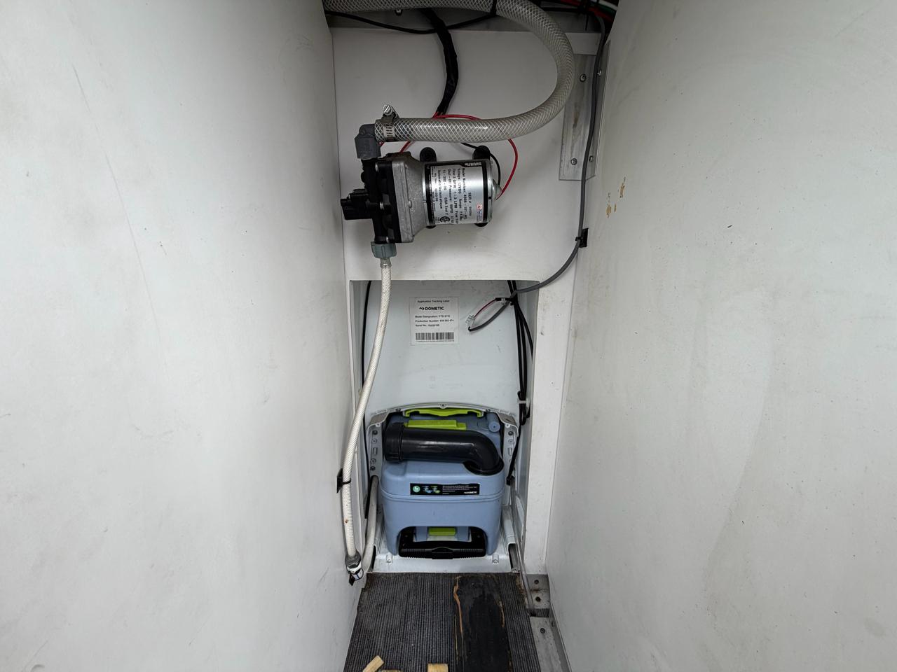 Used 2017 Ford Transit 250 - photo 59