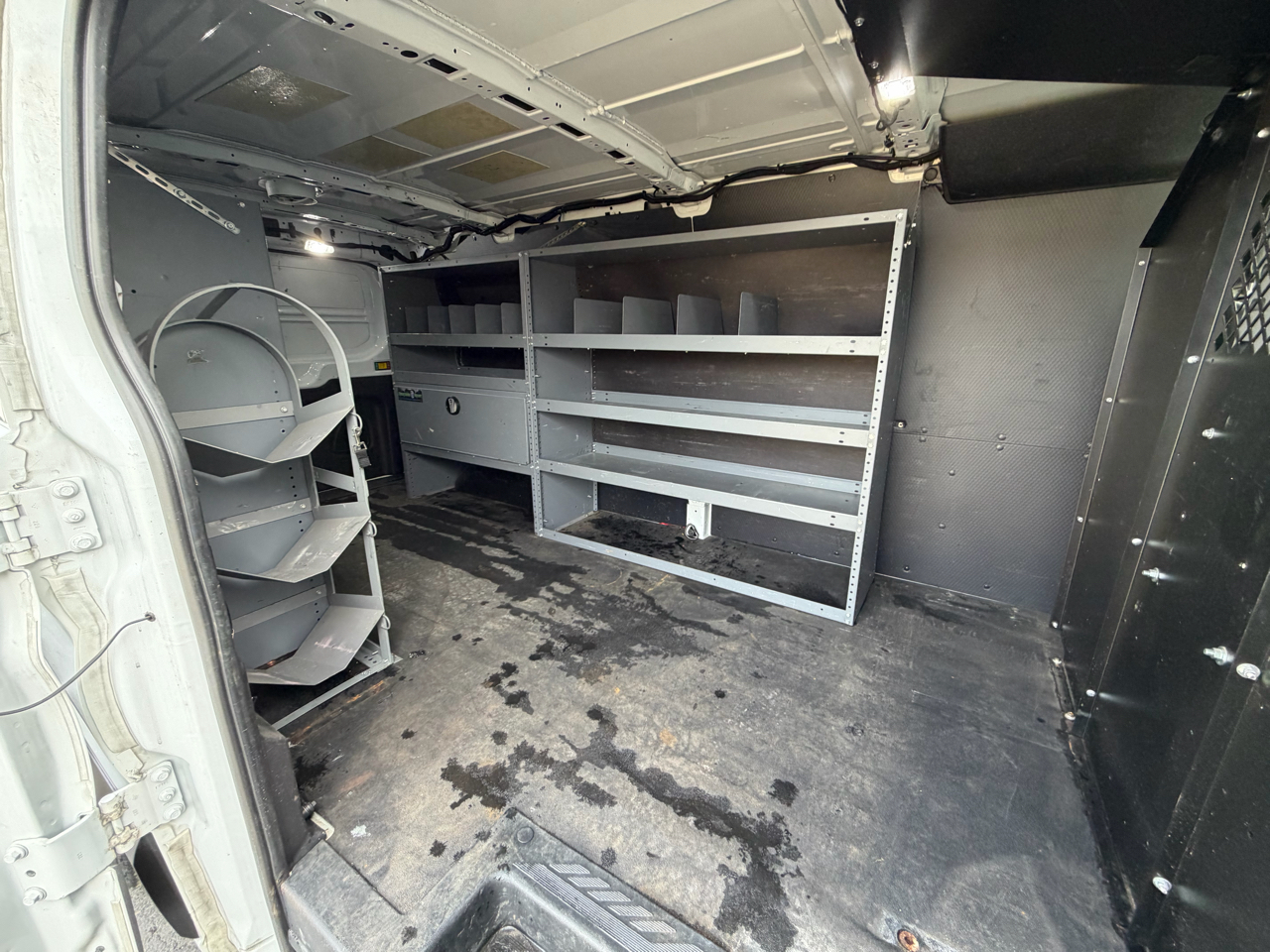 Used 2019 Ford Transit 250 - photo 34