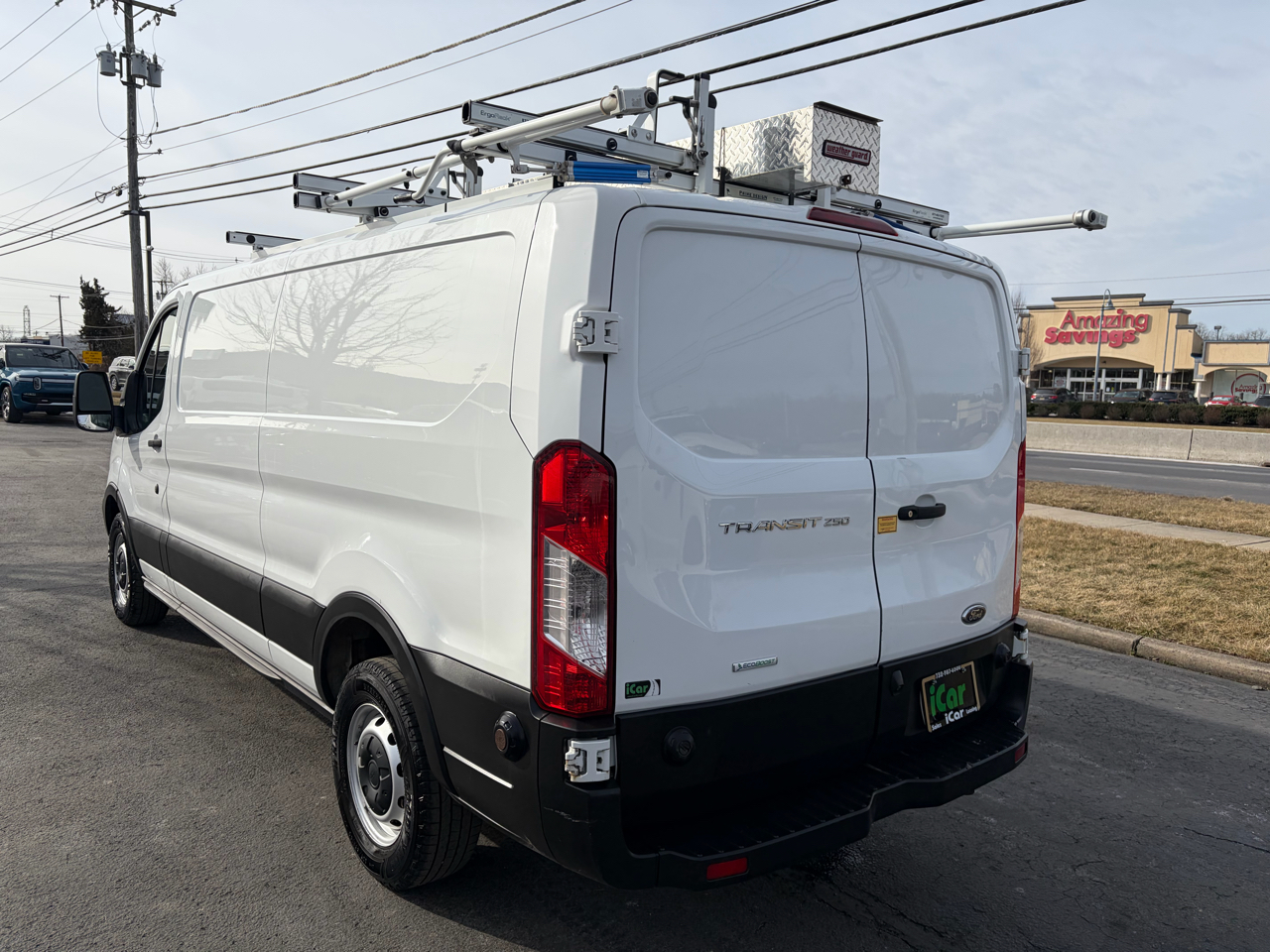 Used 2019 Ford Transit 250 - photo 2