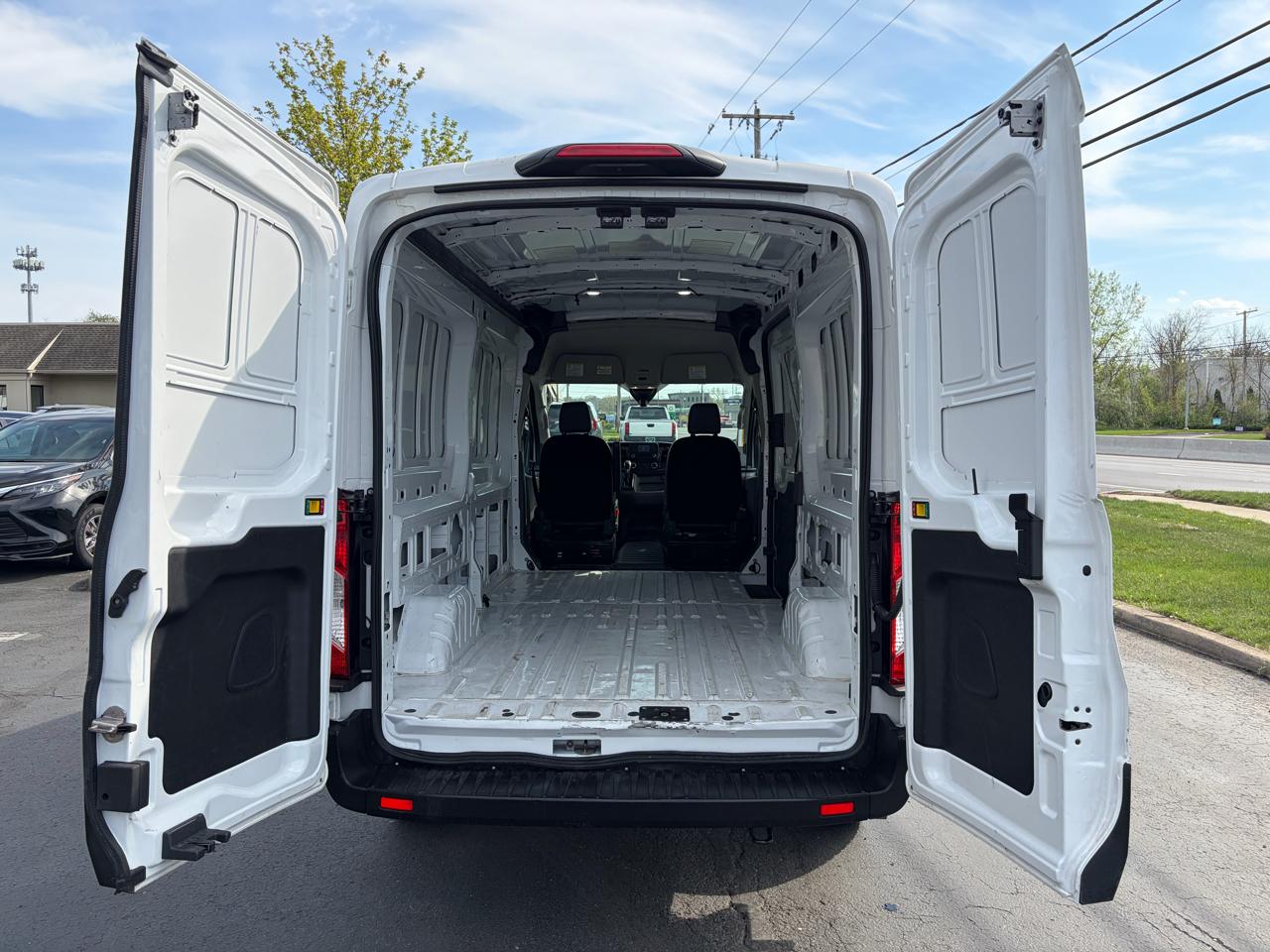 Used 2024 Ford Transit 250 - photo 19