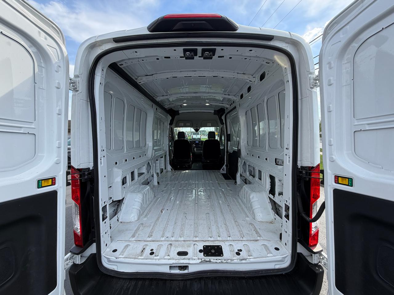 Used 2024 Ford Transit 250 - photo 20
