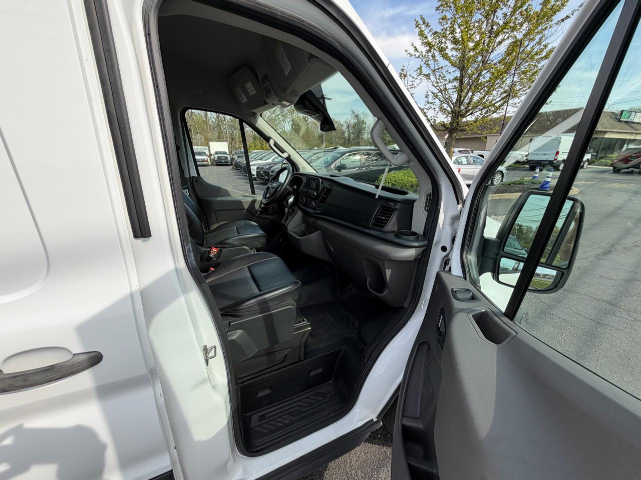 Used 2024 Ford Transit 250 - photo 33