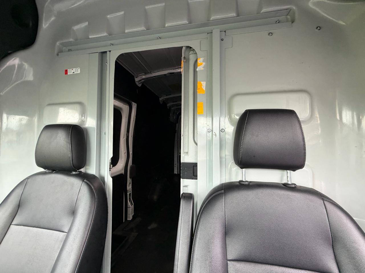 Used 2023 Ford Transit 250 - photo 8