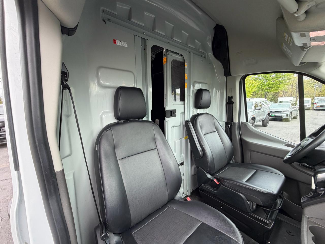 Used 2023 Ford Transit 250 - photo 14