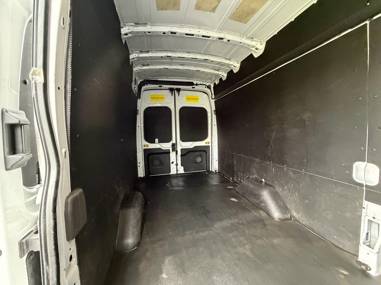 Used 2023 Ford Transit 250 - photo 24