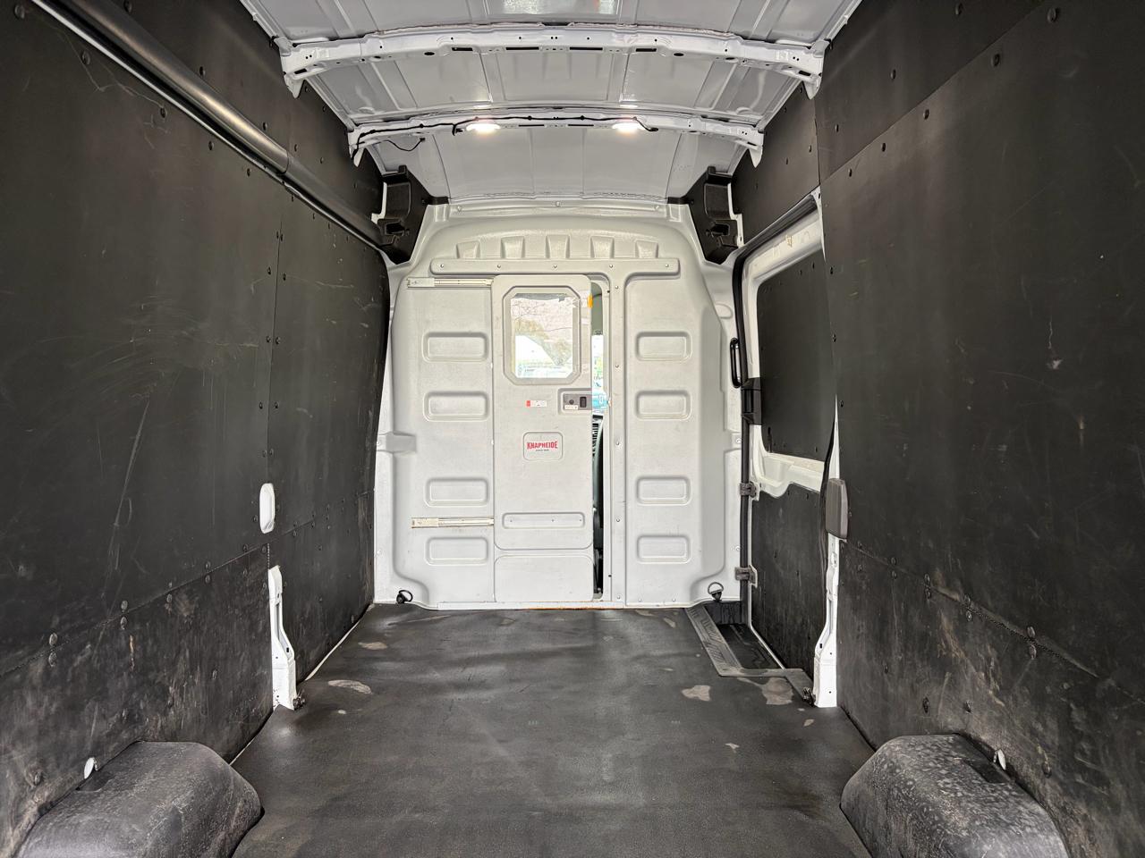 Used 2023 Ford Transit 250 - photo 28