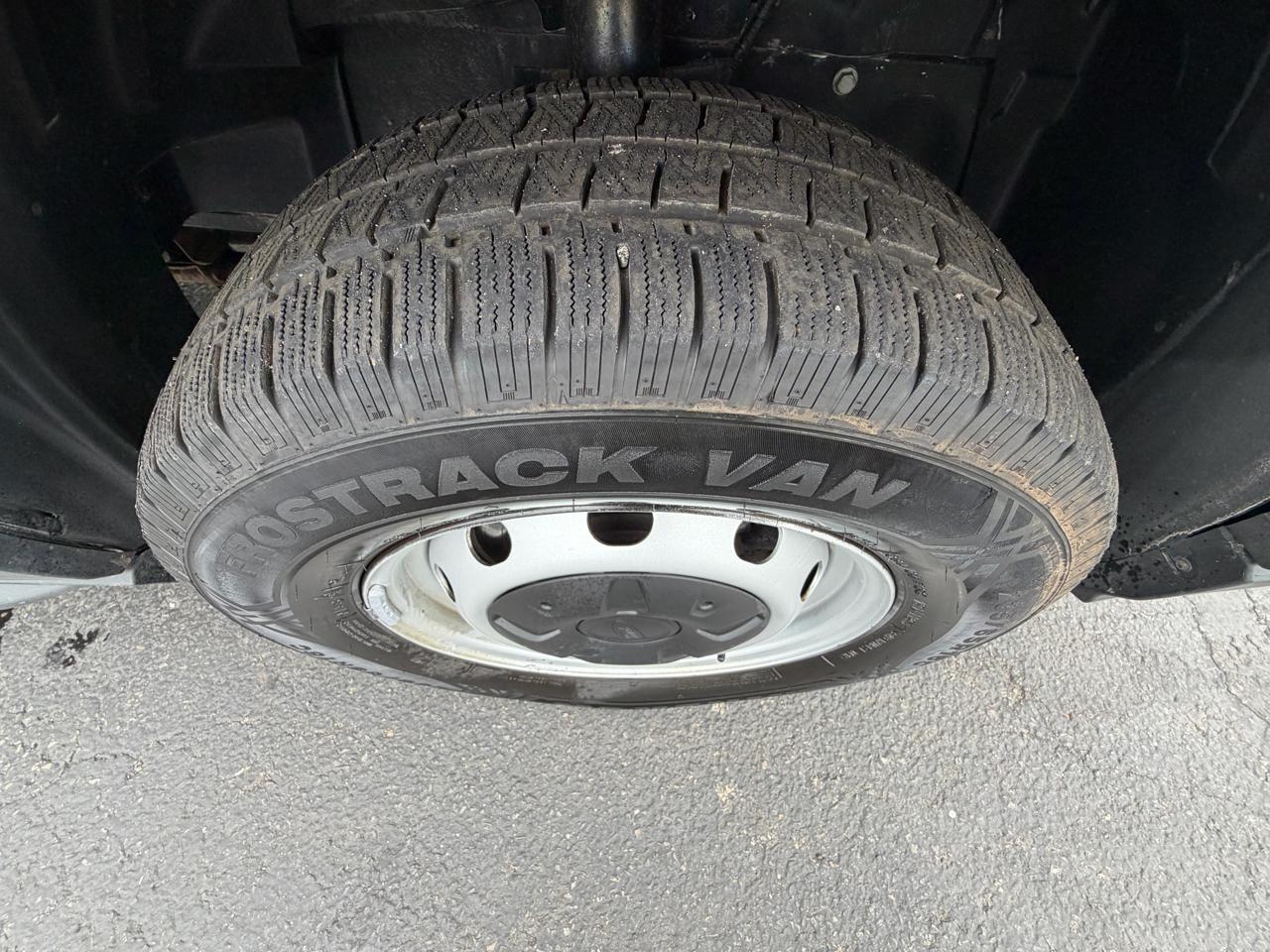 Used 2023 Ford Transit 250 - photo 38