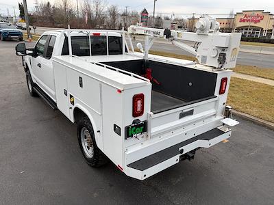 Used 2018 Ford F-350 Super Cab Crane Body for sale #C82285 - photo 2