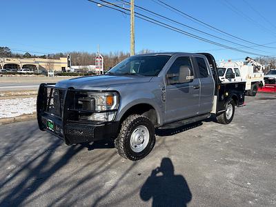 Used 2022 Ford F-250 Super Cab Flatbed Truck for sale #F34749 - photo 2